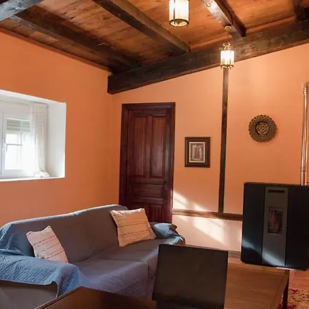 Vivienda De Uso Turistico *