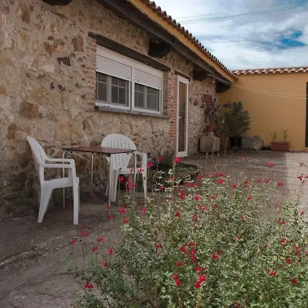 Vivienda De Uso Turistico *