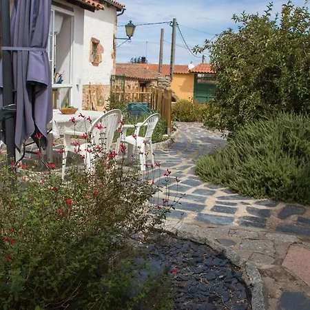 Vivienda De Uso Turistico דירה *